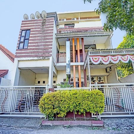 Отель Oyo 91587 Griya Buah De5 Syariah Сидоарджо Экстерьер фото