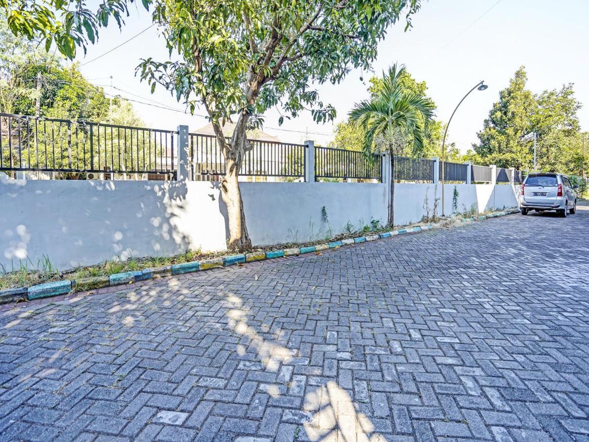 Отель Oyo 91587 Griya Buah De5 Syariah Сидоарджо Экстерьер фото